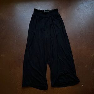 NWOT ASOS Shirred Waist Wide Leg Capris